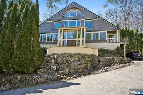 54 Upper High Crest Dr, West Milford, NJ 07480