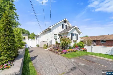 70 Overlook Ave, Ridgefield Park, NJ 07660