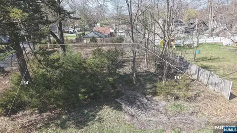 80 Armstrong Ave, Wayne, NJ 07470 photo 2