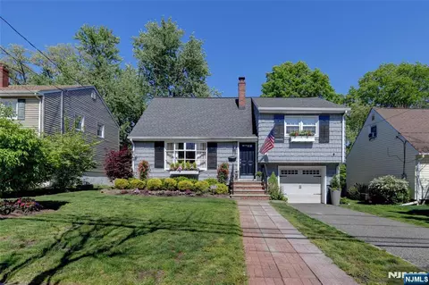 1603 Broad St, Bloomfield, NJ 07003