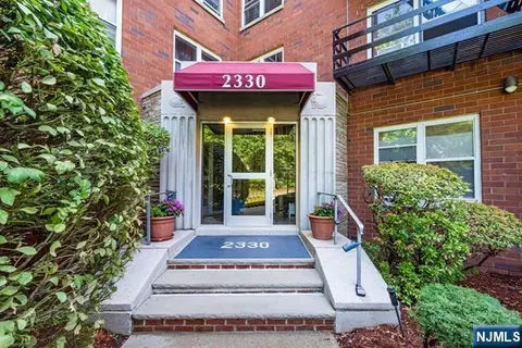 2330 Linwood Ave #4C, Fort Lee, NJ 07024