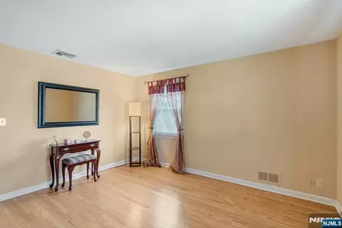Other - 90 Arnot Pl, Paramus, NJ 07652 photo 3 of 11