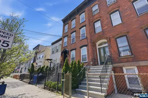 269 Ogden Ave #1, Jersey City, NJ 07307