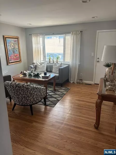 260 22nd St, Paterson, NJ 07514