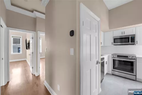 6816 Bellevue Ave #3A, Guttenberg, NJ 07093