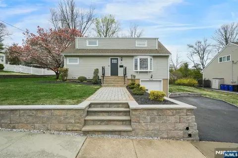 21 Joseph Pl, Wayne, NJ 07470