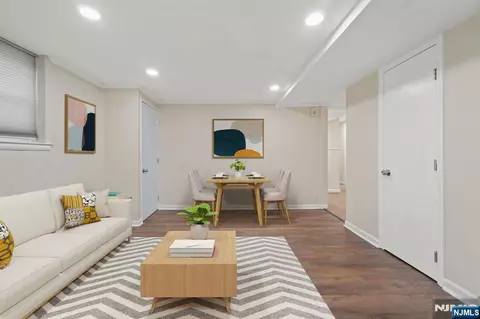 234 Columbia Ave #19, Fort Lee, NJ 07024