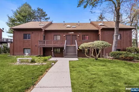 4 Alta Ct #5, Vernon, NJ 07462