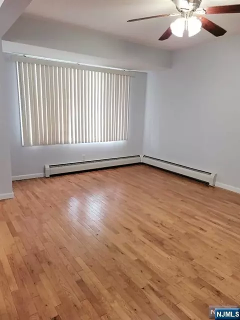 71 Teaneck Rd, Ridgefield Park, NJ 07660