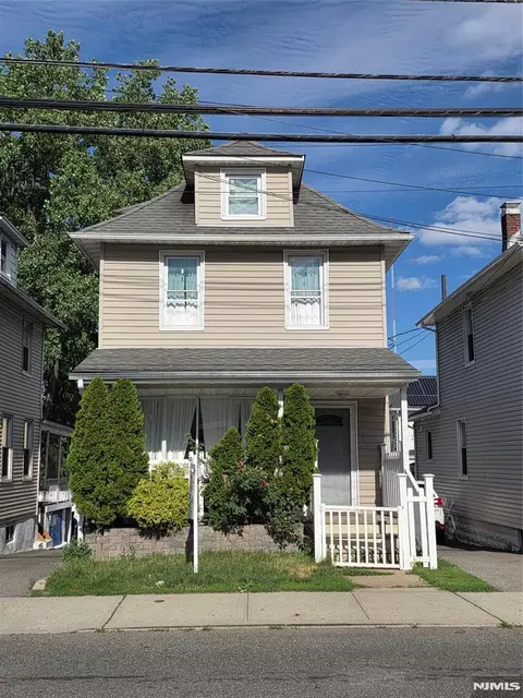 71 Teaneck Rd, Ridgefield Park, NJ 07660