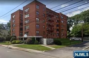 1541 Lemoine Ave #3A, Fort Lee, NJ 07024