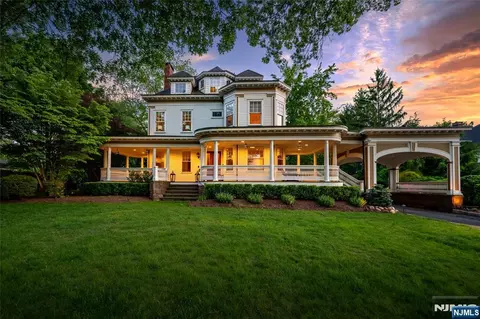 640 Ridgewood Ave, Ridgewood, NJ 07450