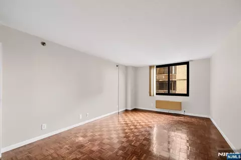 Living - 326 Prospect Ave #6J, Hackensack, NJ 07601 photo 7 of 7