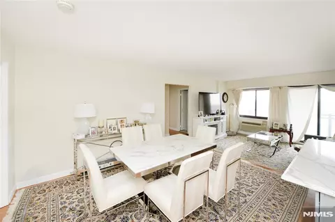 125 Prospect Ave #10C, Hackensack, NJ 07601