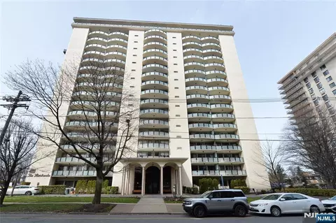Exterior - 125 Prospect Ave #10C, Hackensack, NJ 07601 photo 3 of 3