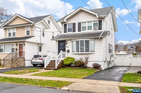 502 6th Ave, Lyndhurst, NJ 07071