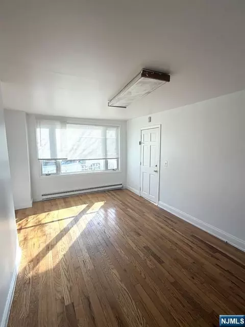 185 Hudson St, Hackensack, NJ 07601 photo 3