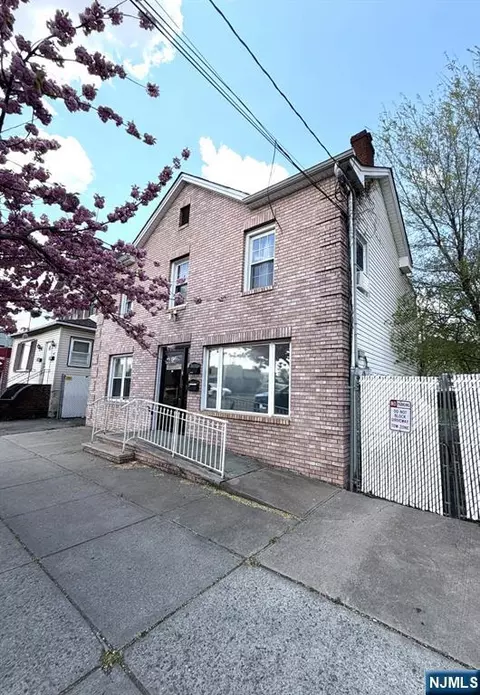185 Hudson St, Hackensack, NJ 07601 photo 2