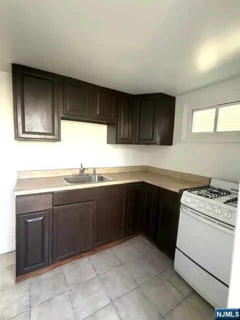 185 Hudson St, Hackensack, NJ 07601 photo 4