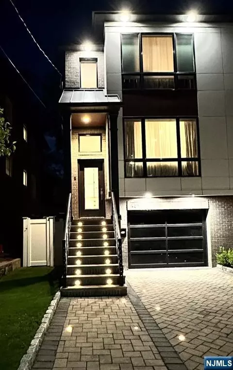 414 Lawton Ave, Cliffside Park, NJ 07010