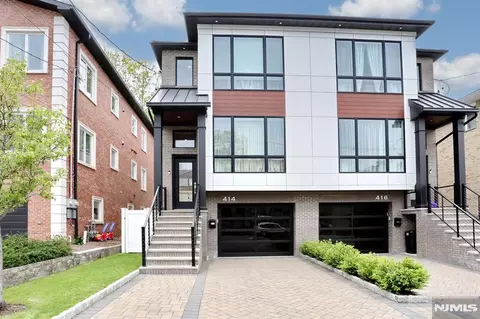 414 Lawton Ave, Cliffside Park, NJ 07010