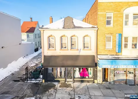 449 Orange St, Newark, NJ 07107