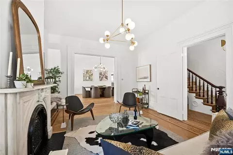 55 Reservoir Ave, Jersey City, NJ 07307
