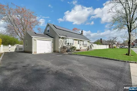 345 Grove St, New Milford, NJ 07646