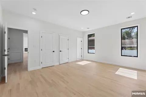 Entry Way - 532 Hobart Rd, Paramus, NJ 07652 photo 12 of 17