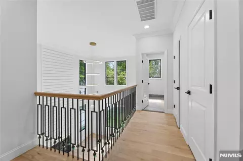 Entry Way - 532 Hobart Rd, Paramus, NJ 07652 photo 15 of 17