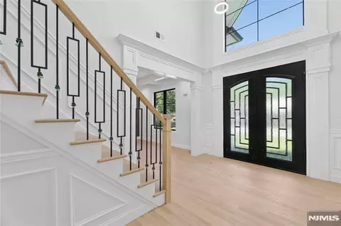 Entry Way - 532 Hobart Rd, Paramus, NJ 07652 photo 1 of 17