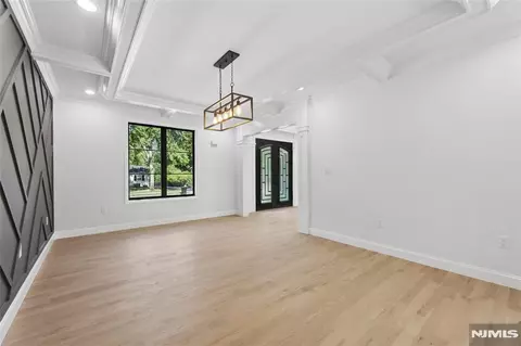 Entry Way - 532 Hobart Rd, Paramus, NJ 07652 photo 3 of 17