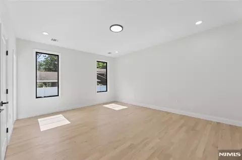 Bedroom - 532 Hobart Rd, Paramus, NJ 07652 photo 1 of 4