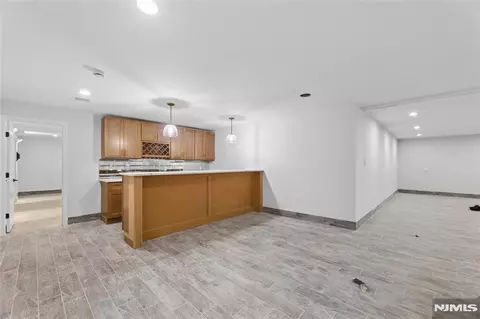 Other - 532 Hobart Rd, Paramus, NJ 07652 photo 9 of 10