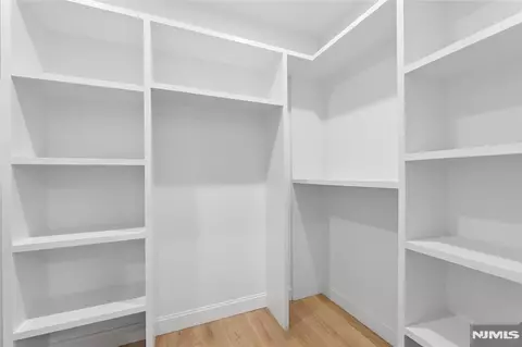 Other - 532 Hobart Rd, Paramus, NJ 07652 photo 4 of 10