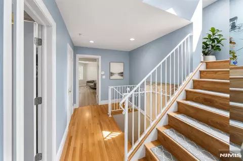 Entry Way - 290 Dunkerhook Rd, Paramus, NJ 07652 photo 12 of 14