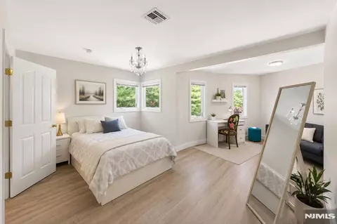 Other - 290 Dunkerhook Rd, Paramus, NJ 07652 photo 5 of 11