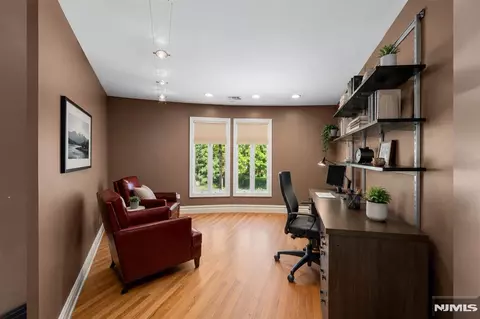 Other - 290 Dunkerhook Rd, Paramus, NJ 07652 photo 4 of 11