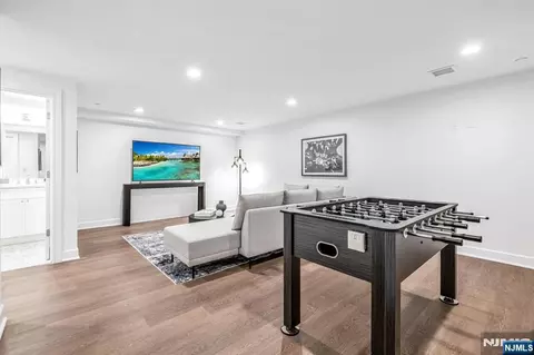 Other - 11 Gabriel Ct #11, Paramus, NJ 07652 photo 16 of 17
