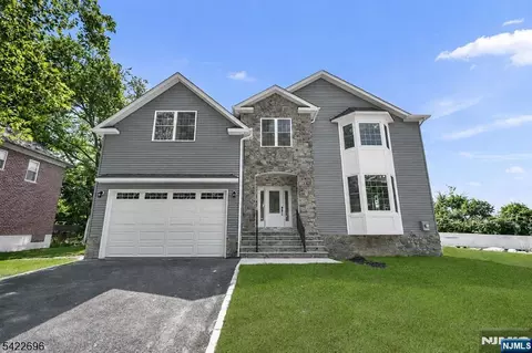 210 Corliss Ave, Phillipsburg, NJ 08865