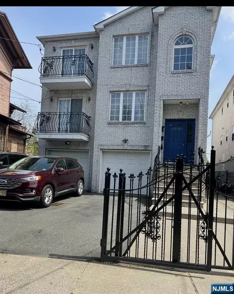 128-130 Lincoln Ave, Newark, NJ 07104