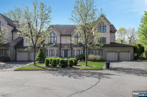 278 Hampshire Rdg #278, Park Ridge, NJ 07656
