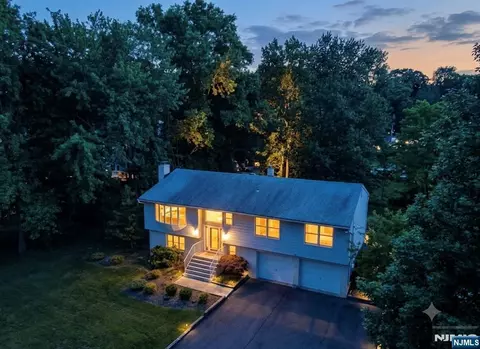 28 Taylor, Woodland Park, NJ 07424