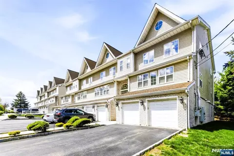 30 Mountain Ave #9B, Paterson, NJ 07501