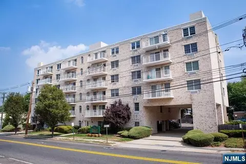 446 Passaic St #6E, Hackensack, NJ 07601