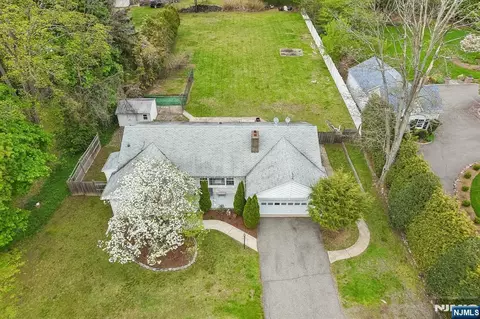 921 Linwood Ave, Ridgewood, NJ 07450