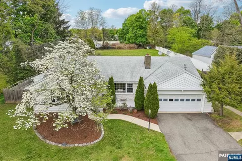 921 Linwood Ave, Ridgewood, NJ 07450