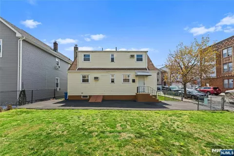 60-62 Hammond Ave, Passaic, NJ 07055