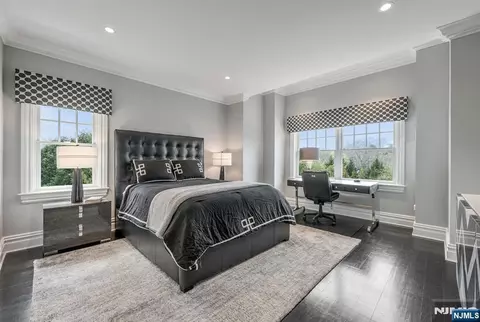 Bedroom - 236 E Saddle River Rd, Saddle River, NJ 07458 photo 3 of 3