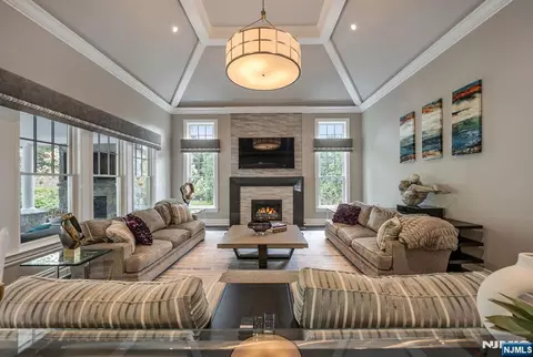 Living - 236 E Saddle River Rd, Saddle River, NJ 07458 photo 2 of 3